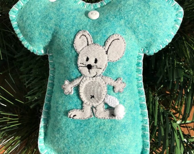 Wool Felt Mouse Onesie Ornament Hanger in Leaping Lizards Teal