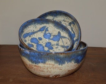 Bowl set, mixing bowls, serving bowls, stacking bowls, vegetable bowl, pasta bowl, pottery bowls, blue bowls, kitchen bowls