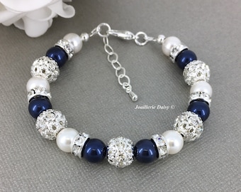 Swarovski Navy Pearl Bracelet, Navy and White Pearl Jewelry, Bridesmaid Bracelet, Bridesmaid Gift on a budget, Mother of the Groom Gift