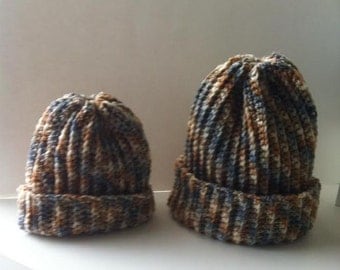 crochet women's hat (blue) and mom'n'daughter hats