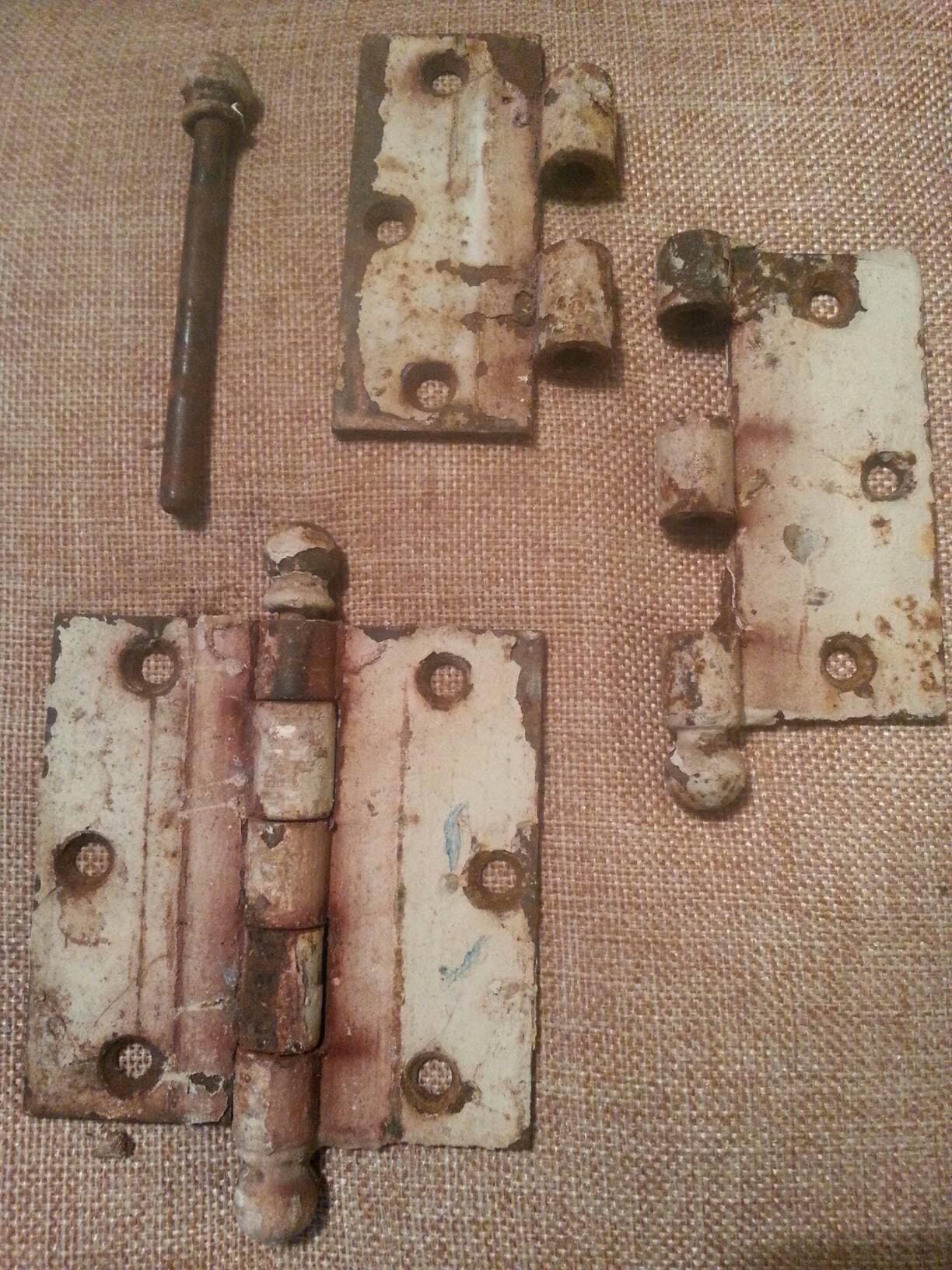 Old Door Hinges from TexasCastaways on Etsy Studio