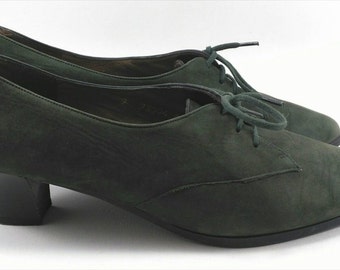 Vintage green lace up heel derby shoes