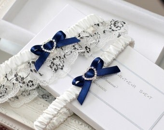 navy blue wedding garter set, navy blue garter set, navy blue wedding, something blue for bride, something blue garter set, plus size garter