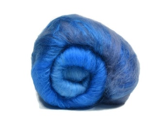 Carded Spinning Batt, Spinning Fiber, Merino,Bamboo - Lake Michigan - 4 oz.