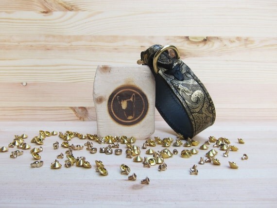 Dog Collar in Floral Golden Leather - Adjustable and Comfort for Small and Large Dogs - Stylish Dog Collar - Dog Lover Gift - YupCollars