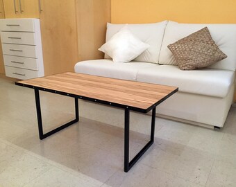Couchtisch, Wohnzimmertisch, Beistelltisch aus Stahl mit Holz im Industrie Design