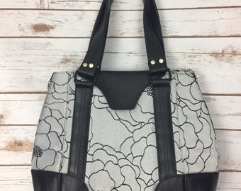 Harriet Medium Tote