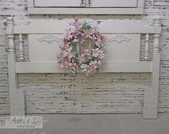 Queen Headboard, Distressed White Cottage Style - Chic BD301 Shabby Farmhouse Chic