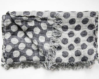 100% LINEN Polka Dot Scarf. Grey & Black Polka Dot Pure Linen Scarf Man / Woman. Mens Linen Scarves. Unisex Flax Scarf. Spring Trends