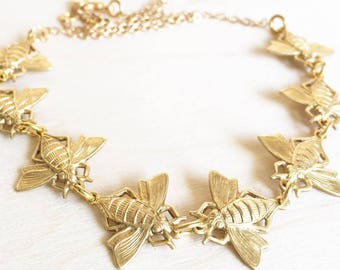 Bee Necklace Gold Honeybee Jewelry Bumblebee Necklace Gold Bee Gift for Her Bee Jewelry Beehive Insect Necklace Beekeeper Garden Necklace