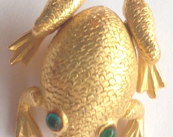 Vintage Mandle Frog Brooch Gold Tone Green Eyes
