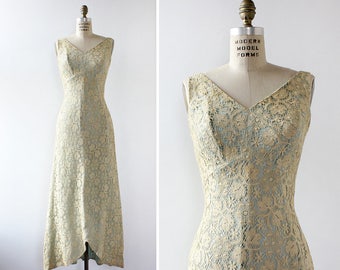 Vintage Lace Dress S/M • Fishtail Dress • Vintage Maxi Dress • 60s Dress • Ivory Lace Dress • Vintage Prom Dress • 60s Prom Dress | D826