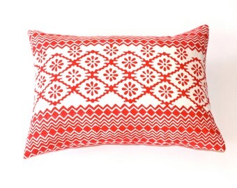 Hand blocked pillow cover