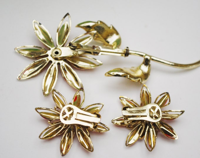 Enamel Flower Brooch earring set - orange red gold metal - Clear Rhinestone - Mid Century