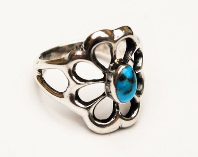 Sterling Ring Turquoise Flower - Sterling silver filigree - Ring size 5 - old pawn