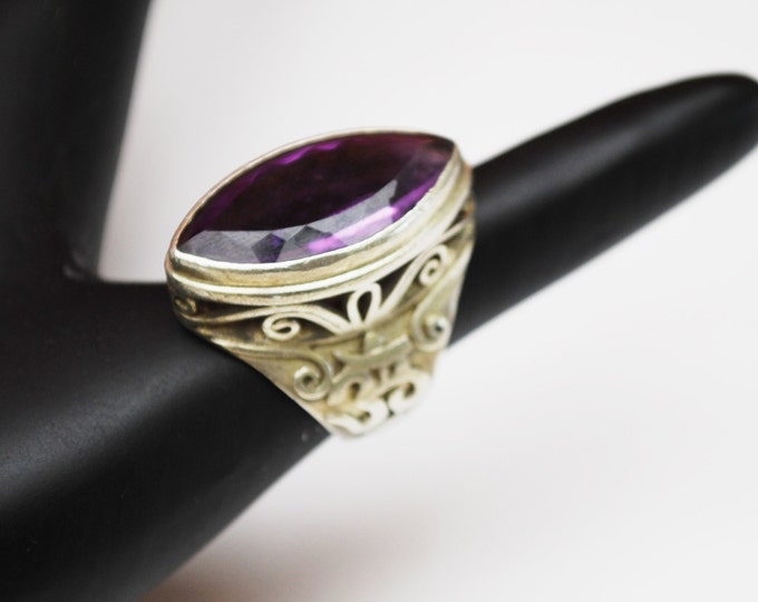 Amethyst Sterling Ring - size 5 - Silver filigree - Purple gemstone - Large chunky boho ring