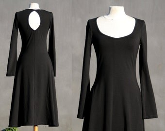Organic black dress, keyhole, long trumpet sleeves, knee lenght, eco friendly woman, casual dress, solmode