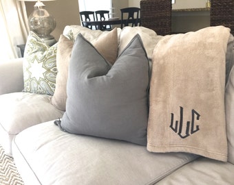 Monogrammed Plush Blanket-Monogrammed Gifts, Monogrammed Home, Housewarming Gift, Personalized Gifts, Personalized Blanket