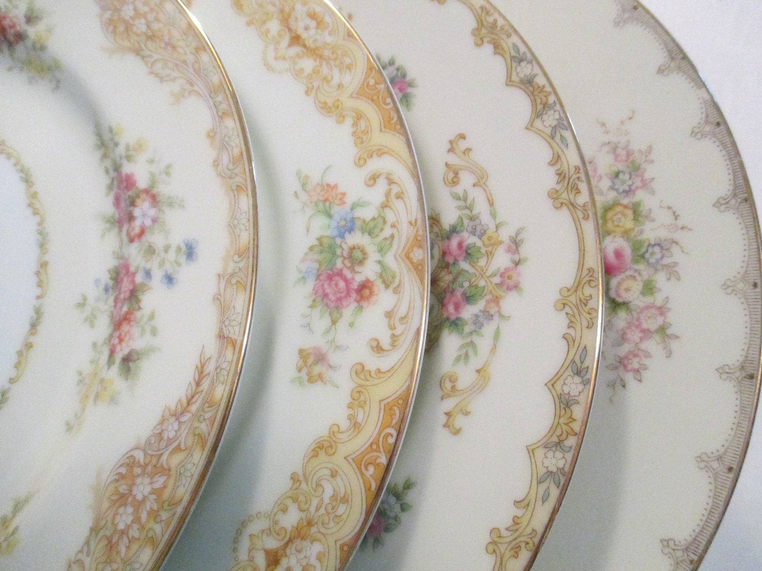 Vintage Mismatched China Dinner Plates Wedding by LBFCollections