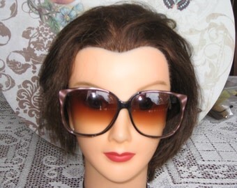 Vintage Womens Lavender/Black Oversized Faberge Designer Sunglasses/ Womens Sunglasses/ Sunglasses Made In France/Faberge Eyewear /2" X 2.5"