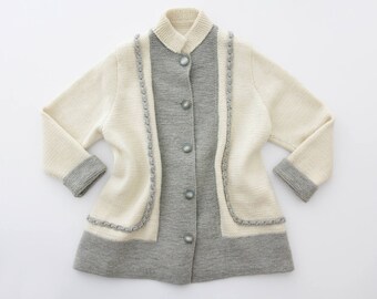 Vintage sweater // 70's hand knit cardigan // slouchy sweater // sweater coat