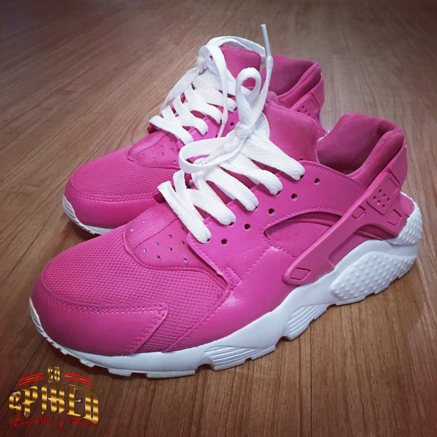 Custom painted Nike huaraches