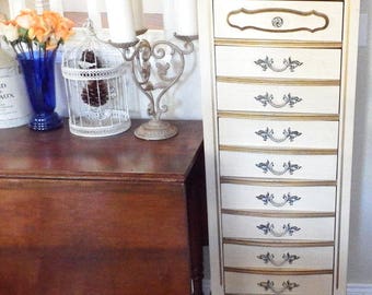 Vintage French Provincial Lingerie Chest Tall Dresser Near Mint Condition