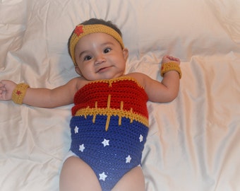 Wonder Woman Inspired Photo Prop, Crochet Wonder Woman Inspired Baby Costume, Newborn Baby Set, Wonder Woman Inspired Baby/Newborn