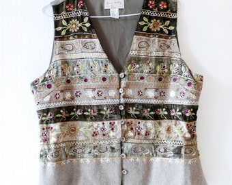 Elegant velvet vest embroidery-Boho style-Vintage folklore vest--Boho brown embroidery-Country romantic embroidery vest