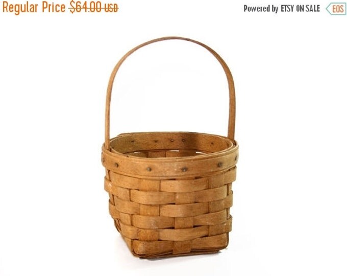 Storewide 25% Off SALE Vintage Longaberger Woven Single Handle 1986 Collectable Basket Featuring Round Edge Base Basket Design