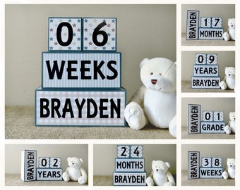 Baby Milestone Blocks, Baby Age Blocks Personalised with Name, Baby Shower Gift, Baby Nursery Decor, Gift for Baby Boy, Blue Grey