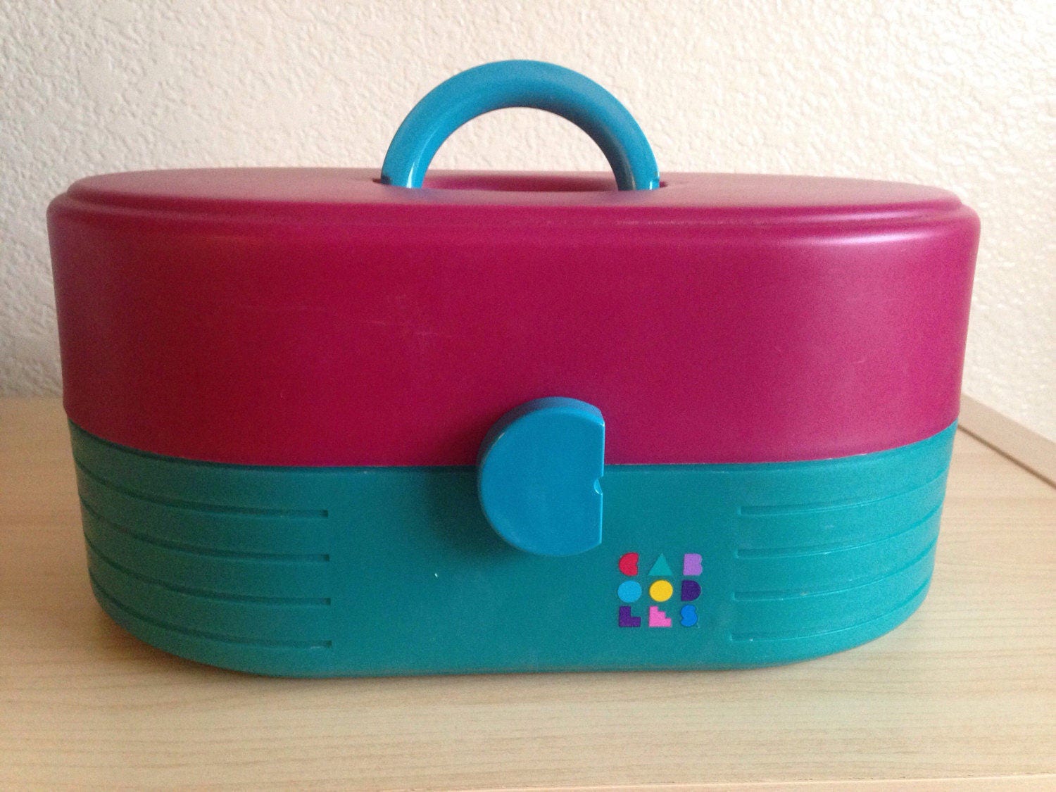 Vintage Caboodles Make Up Cosmetic Case Model 2615