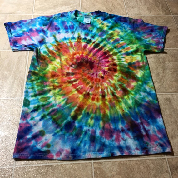 Size Medium Ice Dye T-Shirt Tie Dye Shirt Medium Rainbow