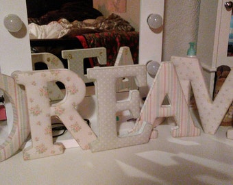 Shabby Chic/Rachel Ashwell/ Wall Plaque/wall art/Prairie