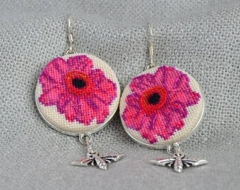 Flower earrings Gift for her Cross stitch jewelry Embroidered earrings Magenta jewelry Raspberry flower jewelry Bee charm jewelry Women gift