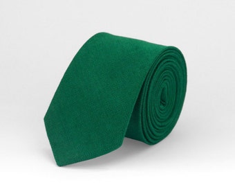 Green tie, emerald green tie, green linen necktie, wedding tie, groomsmen tie, green bow tie, green mens tie, bow tie for men, boy bow tie
