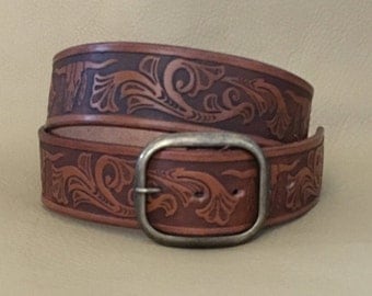 Men's Leather belt, dads leather gift, medium brown belt, belt for dad, belt for him, genuine leather belt, 1 1/2" wide, embossed longhorns