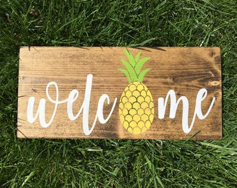 Pineapple Decor, Pineapple Sign, Welcome Sign, Summer Sign, Summer Decor