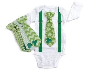 St Patrick's Day Baby Outfit. Baby Boy First Saint Patrick's Day. Boys Saint Patricks Day Shirt. Toddler boy. Newborn boy. Shamrock