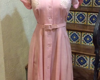 Vintage 1940's 50's Pretty Pink Linen & Lace Day Dress M