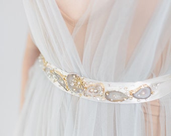 Bridal Wedding Crystal Geode Sash, Geode Belt, Bridal stone belt, bridal wedding sash, abigail grace bridal