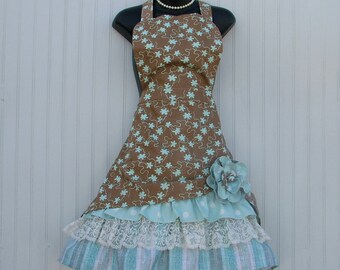 Brown and Teal Apron ; Apron for Women; Floral Apron; Cute Apron; Bridal Shower Gift; Hostess Apron; Womens Retro Apron; Vintage Apron