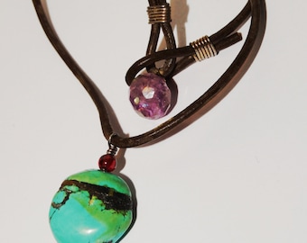 Vintage Leather Turquoise Garnet and Amethyst Genuine Stone Necklace. 16.5"
