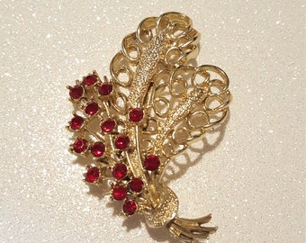Vintage Red Rhinestone Goldtone Leaf/ Flower Pin Brooch