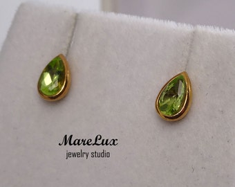 Rose Gold Plated Natural Peridot Earrings, 14K Gold Fill Silver Peridot Teardrop Earrings, Green Peridot Studs, Pear Cut 14K Gold Earrings