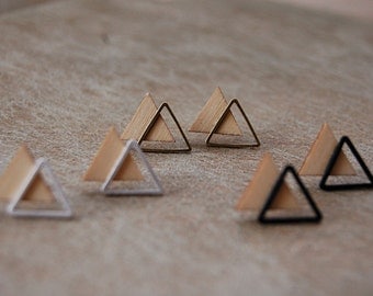 Studs triangles wood and metal