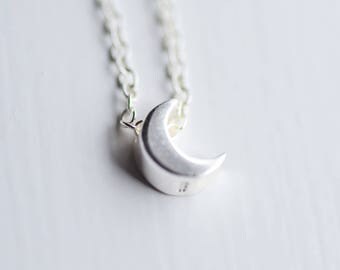 Moon Necklace/ Crescent Moon Necklace/ Silver Moon Necklace/ Silver Crescent Moon/ Minimalist Necklace/ Gift for Her/ Simple Necklace