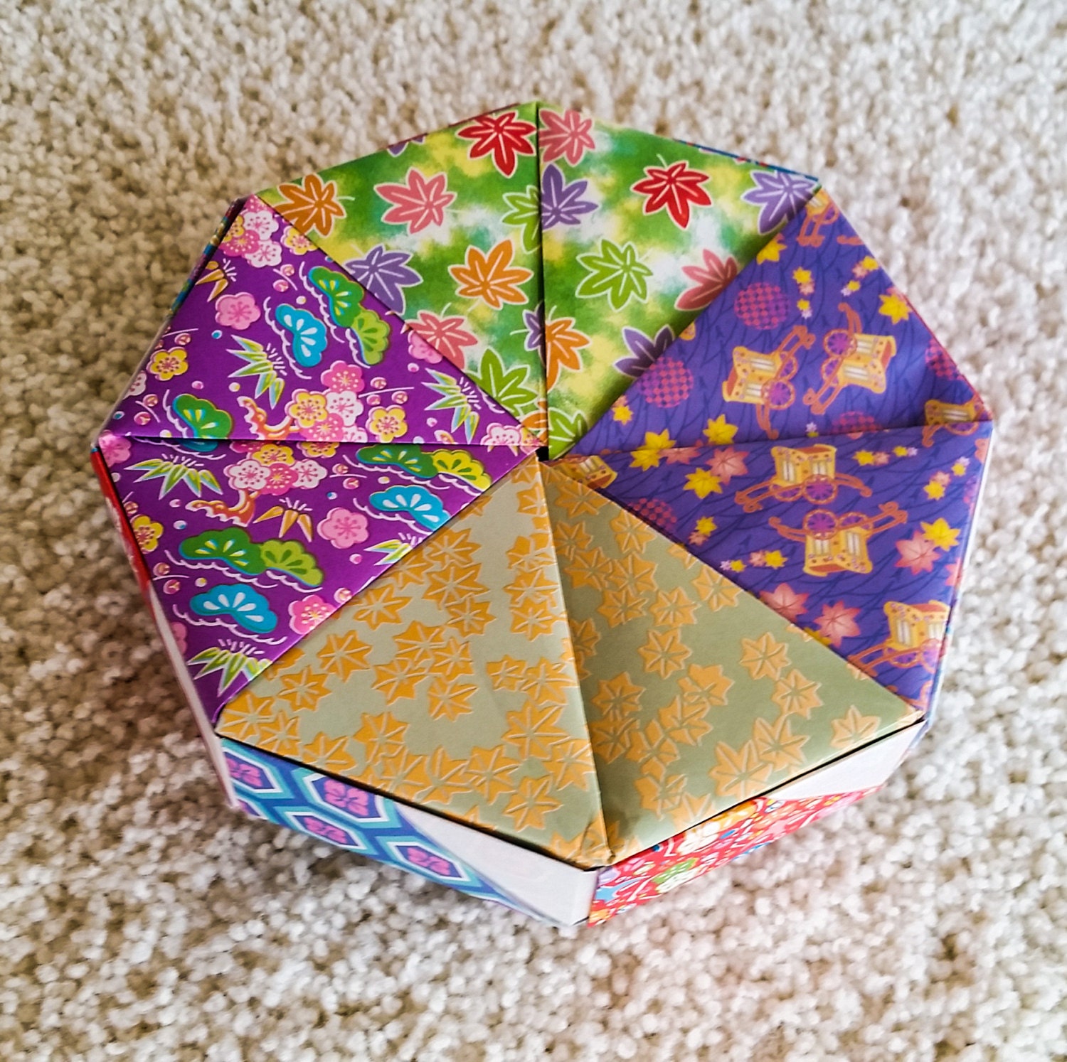 Octagon Origami Box [CUSTOM ORDER] from Takemigami on Etsy Studio
