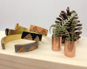 Cork-Suede Blue Navy/gray/salmon-wire Cuff Bracelet Golden SAHABA