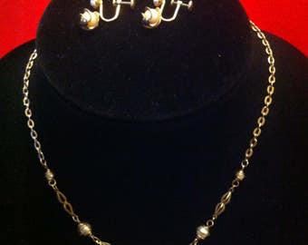 Vintage 12kt gold filled necklace & earring set. Designer Sarah Cove